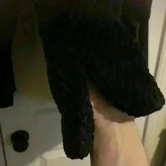 Anne Klein size L faux fur soft hoodie w gold zipper NWT - Picture 8 of 13